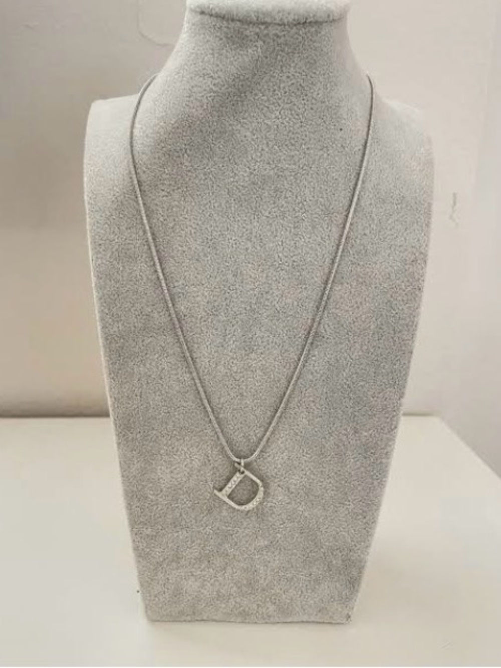 💎Authentic Vintage Christian Dior Silver "D" Initial Pendant Necklace💎